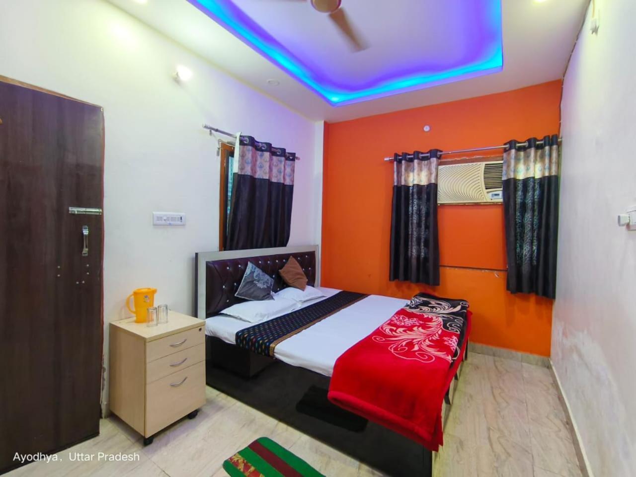 Hotel Shri Ram Bhavan Ayodhya Zewnętrze zdjęcie